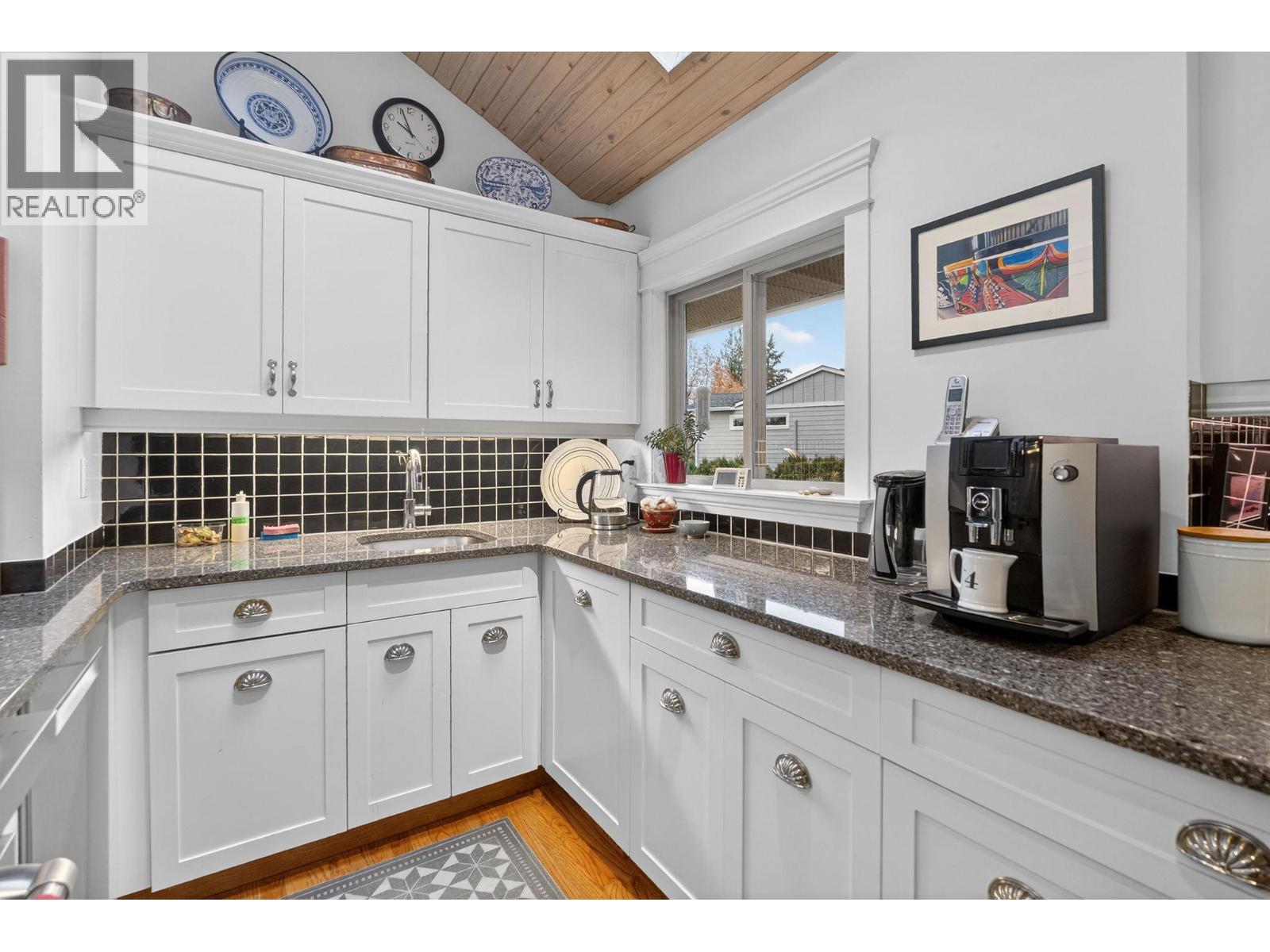  1774 Highland Drive North, Kelowna