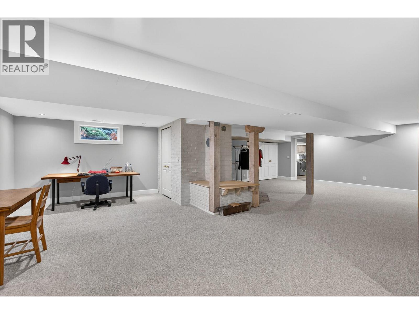  1774 Highland Drive North, Kelowna