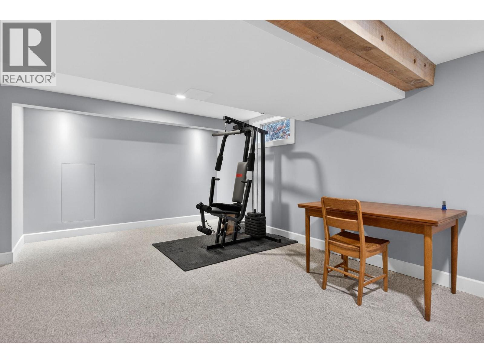  1774 Highland Drive North, Kelowna