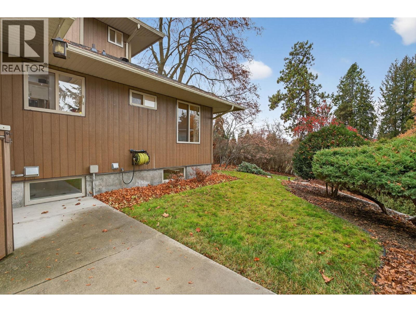  1774 Highland Drive North, Kelowna