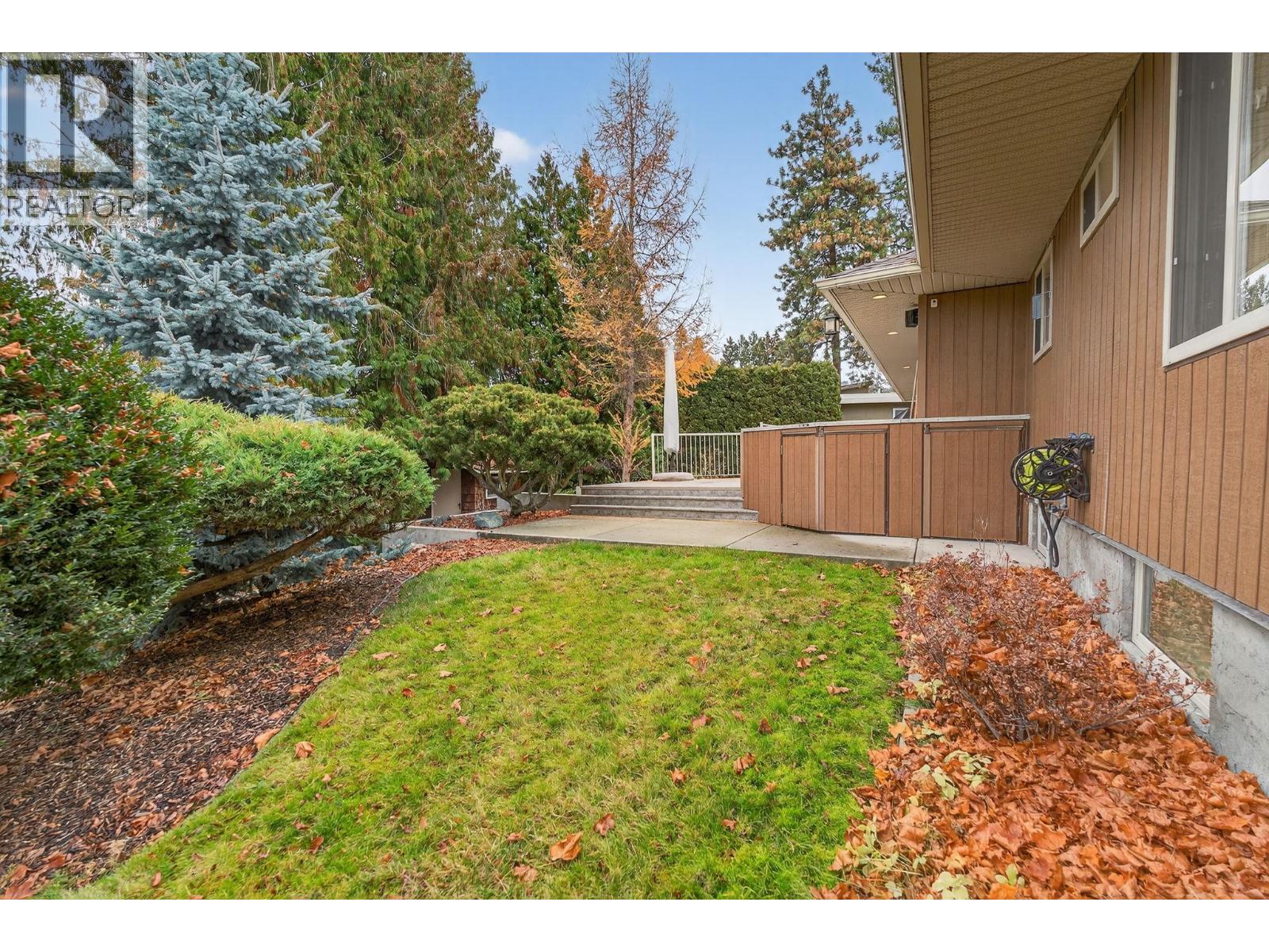  1774 Highland Drive North, Kelowna