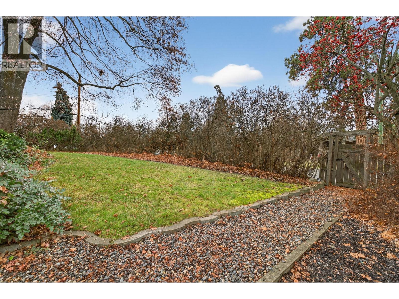  1774 Highland Drive North, Kelowna