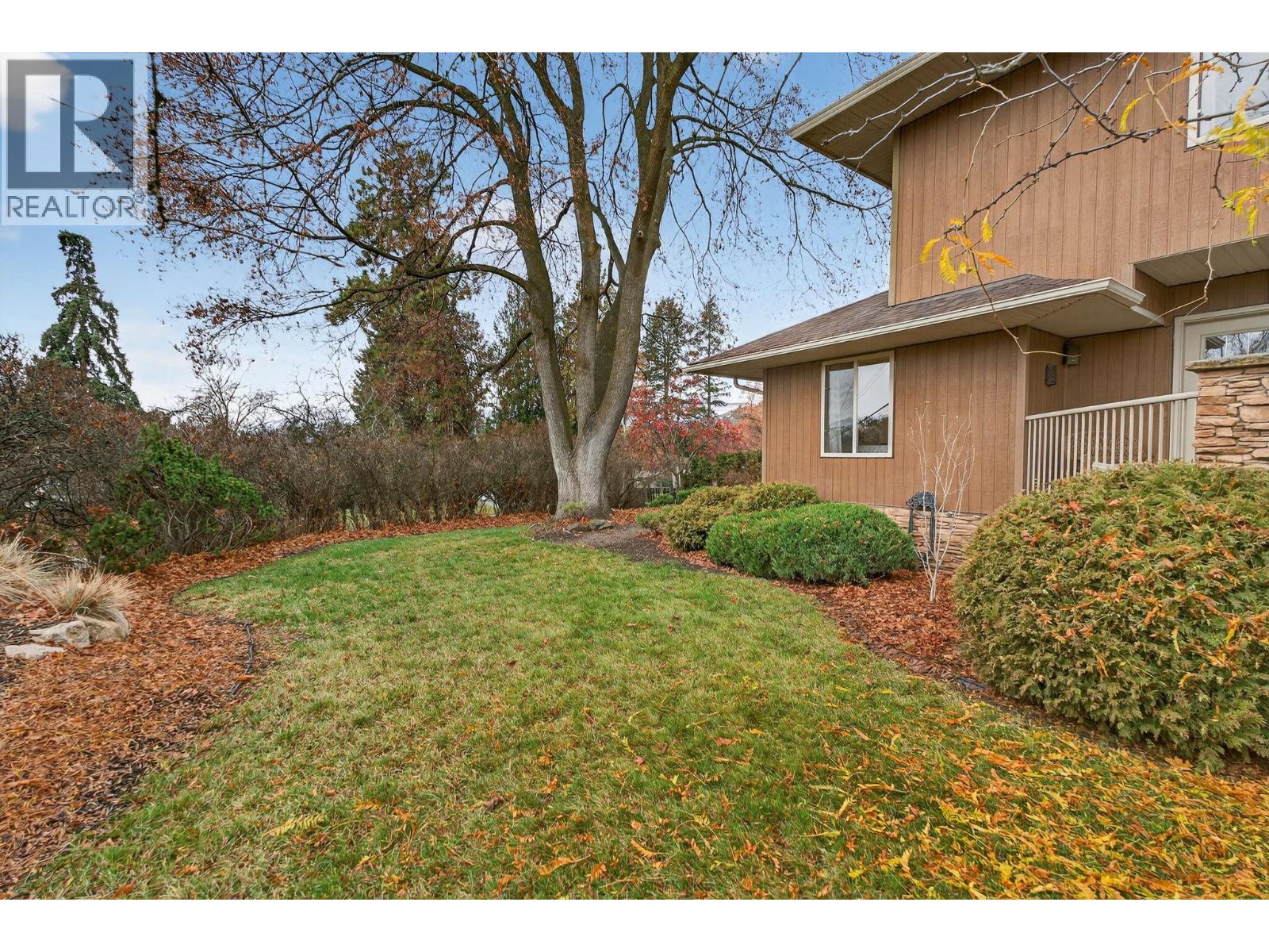  1774 Highland Drive North, Kelowna