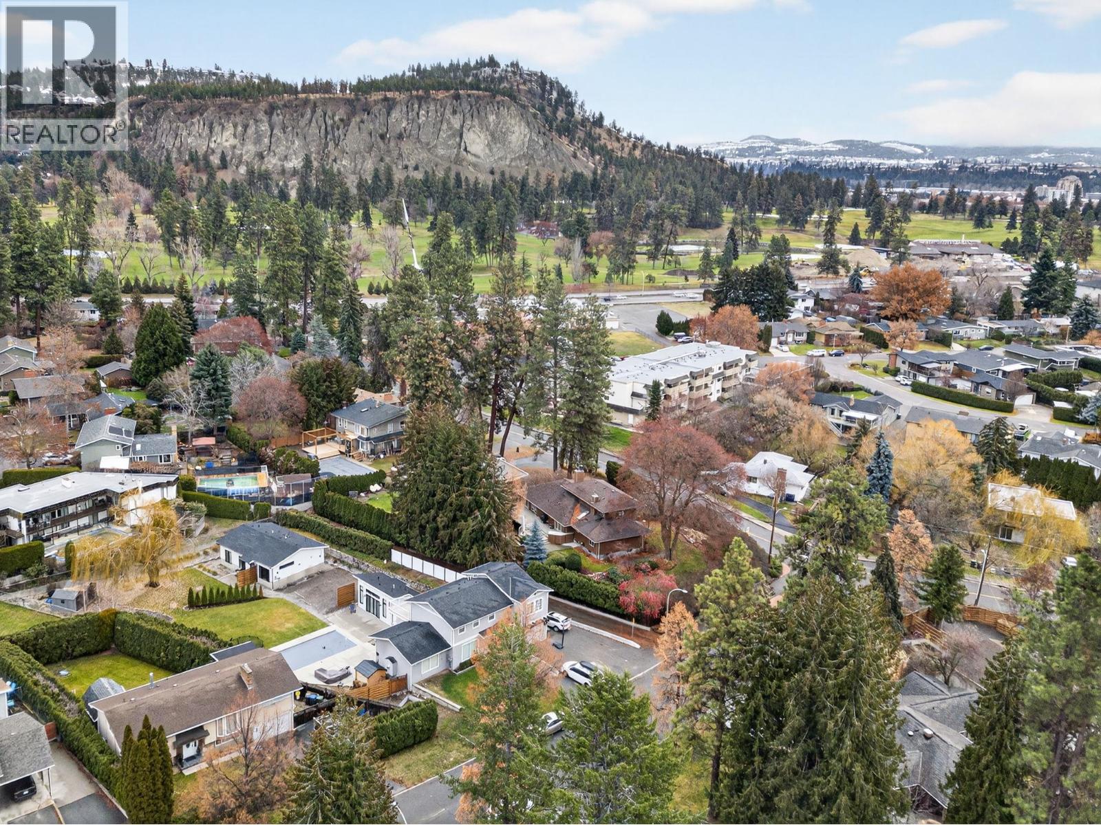  1774 Highland Drive North, Kelowna