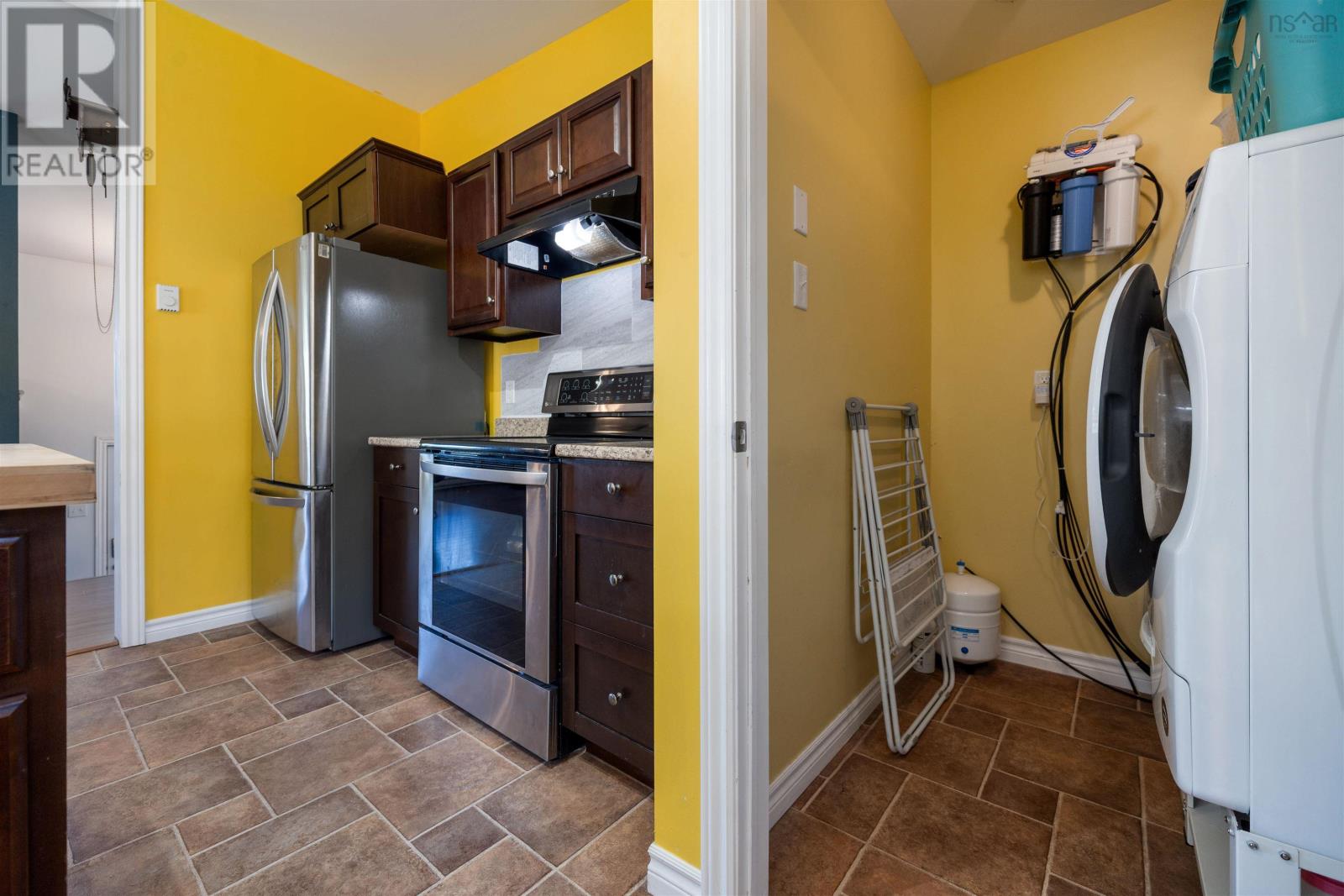 Property 11 of 49 of 276 Linwood Harbour Road