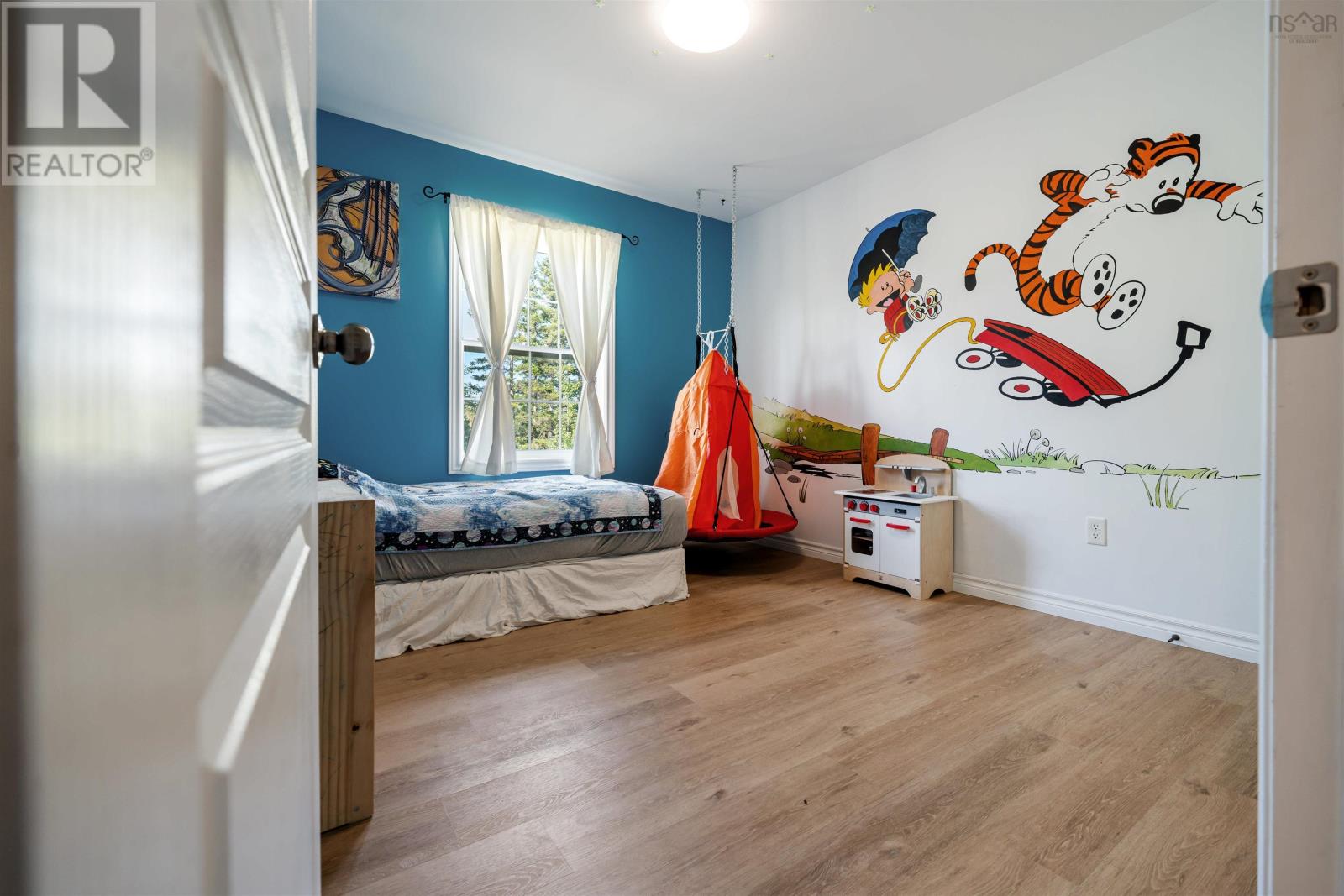 Property 25 of 49 of 276 Linwood Harbour Road