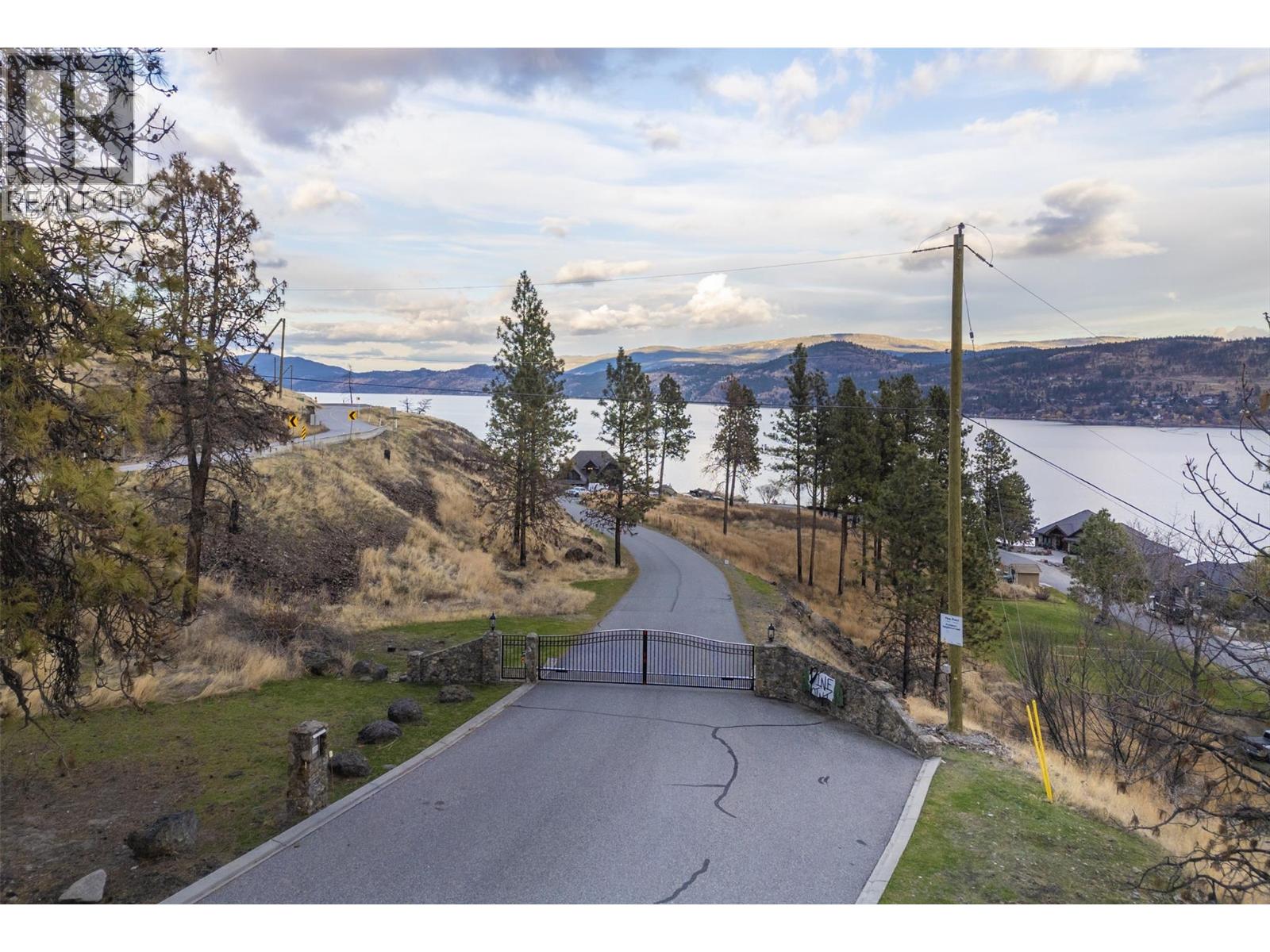  695 Westside Road, West Kelowna