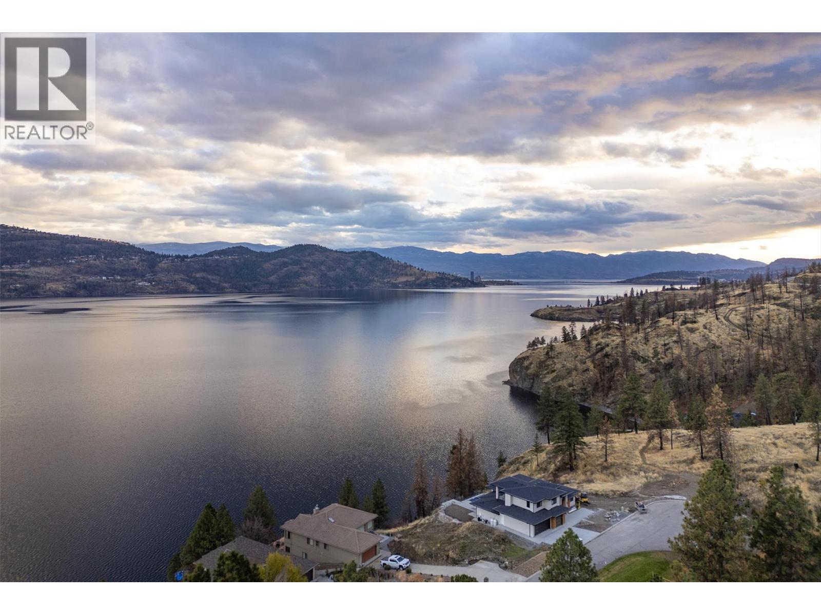  695 Westside Road, West Kelowna