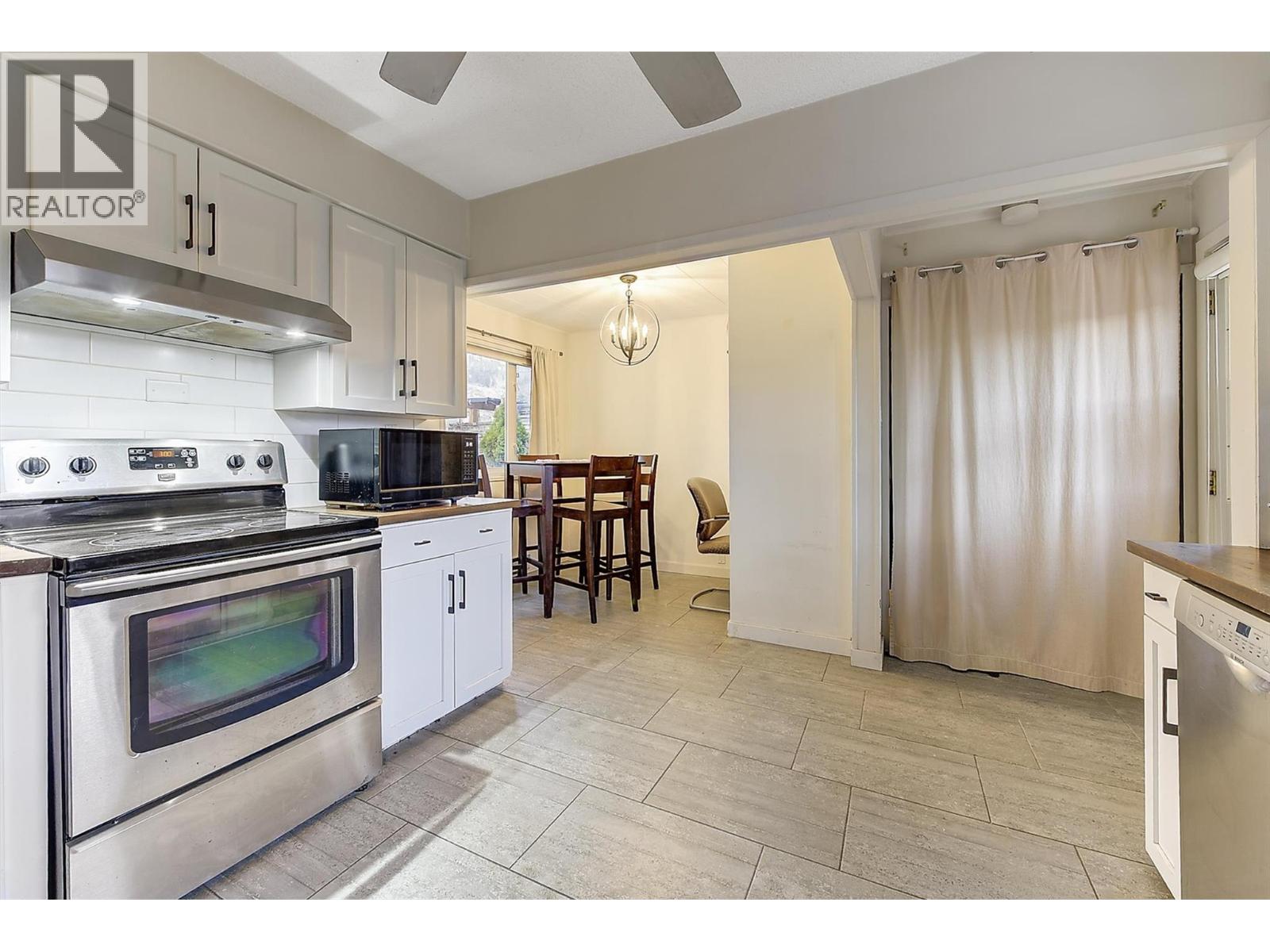  541 Okanagan Boulevard, Kelowna