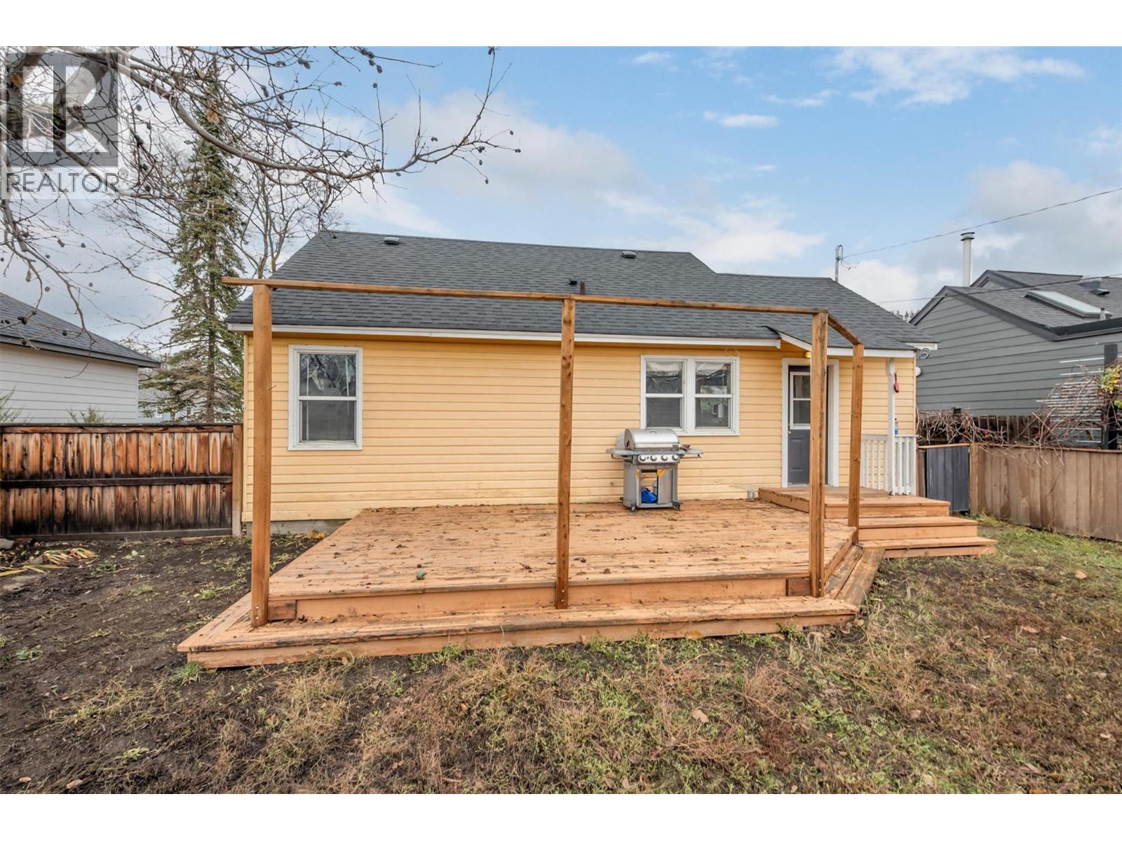  541 Okanagan Boulevard, Kelowna