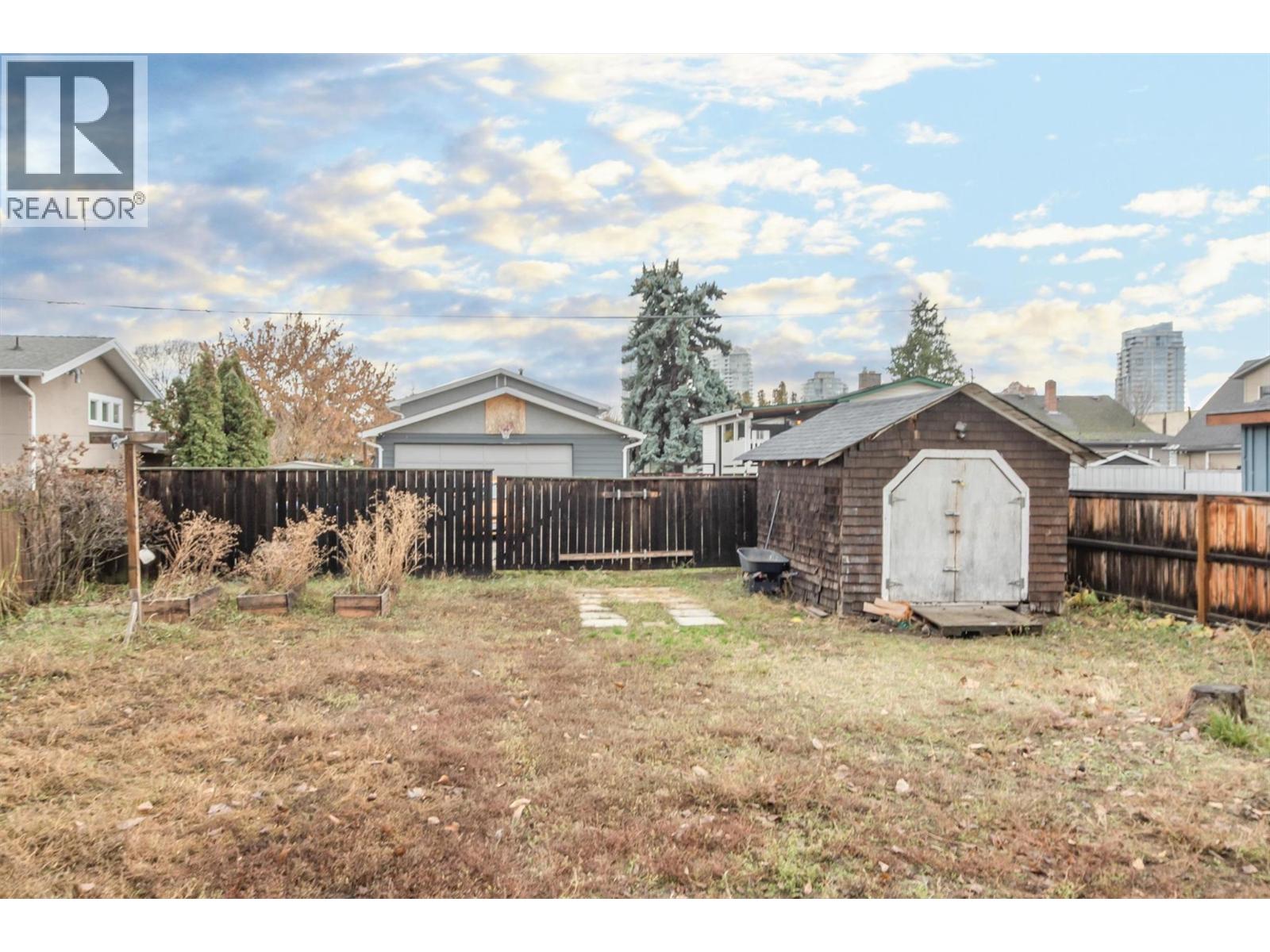  541 Okanagan Boulevard, Kelowna