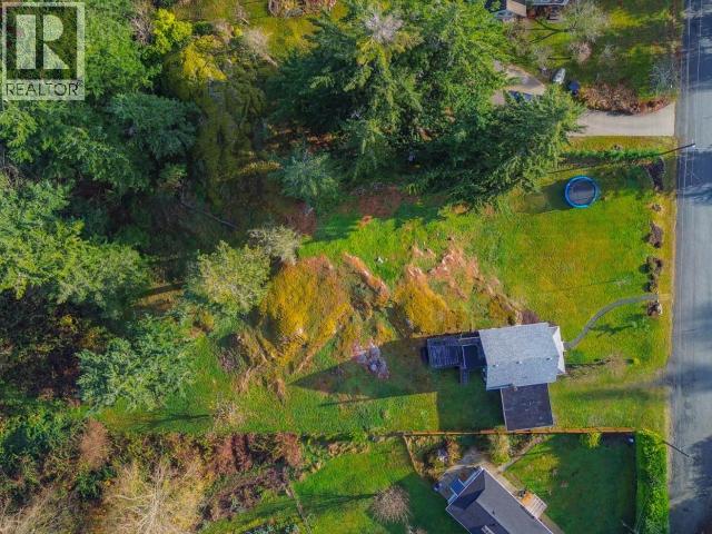 5875 FRASER STREET, Powell River