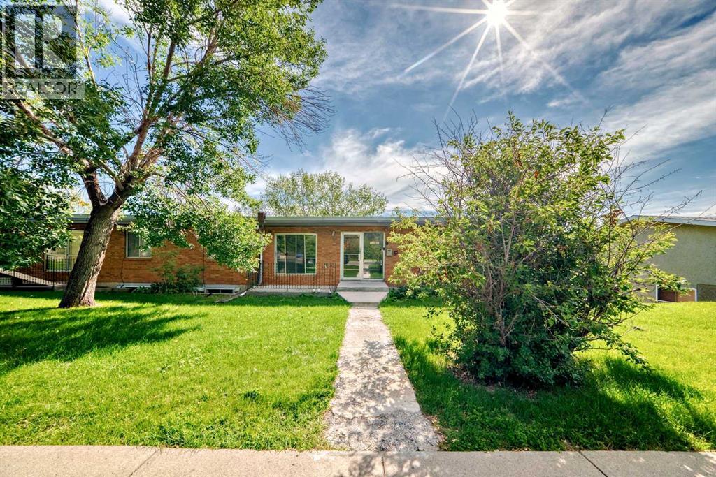 Single Family House for Sale in    Street NW Highland Park Calgary 