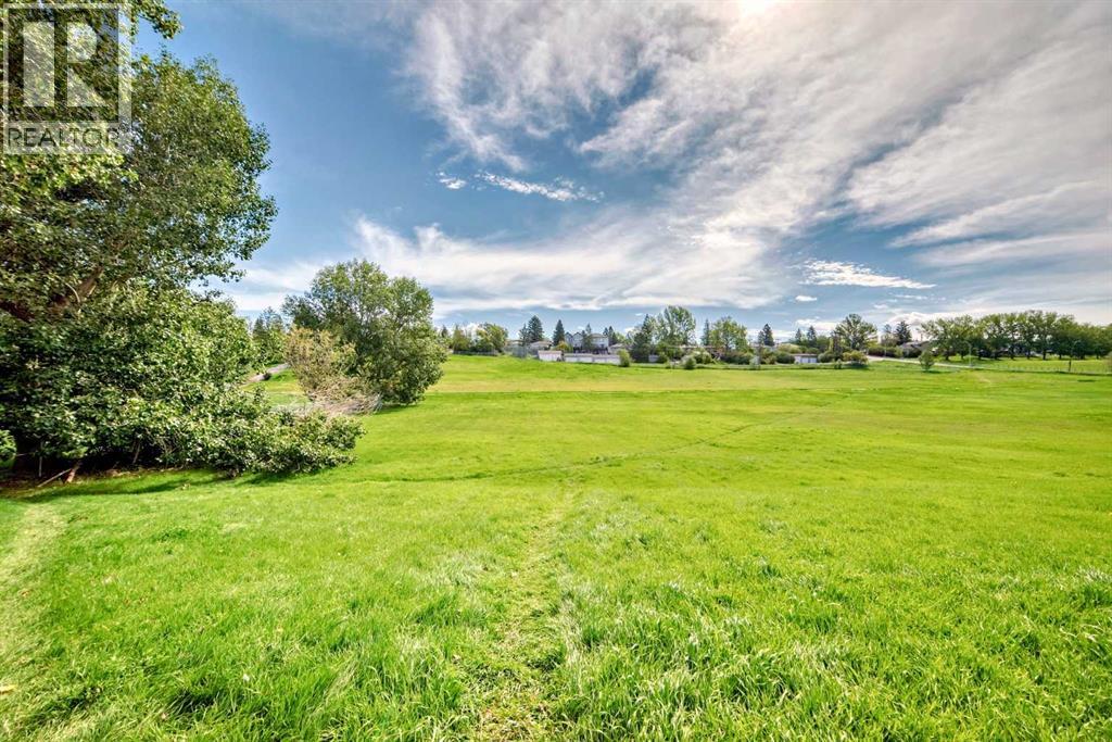 Single Family House for Sale in    Street NW Highland Park Calgary 