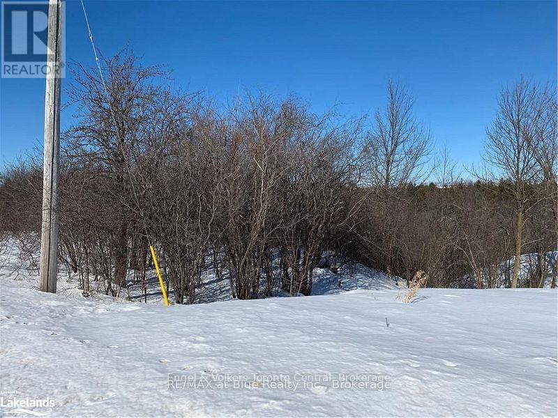 LT 6 ST VINCENT Crescent