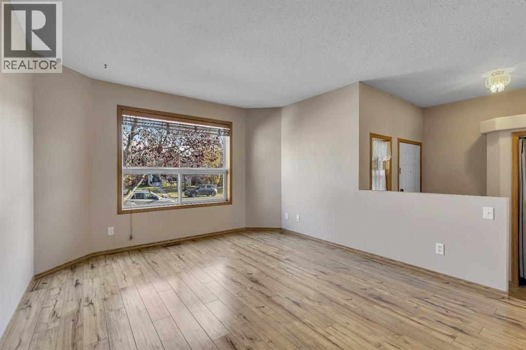 Single Family House for Sale in  Coventry Road NE Coventry Hills Calgary 