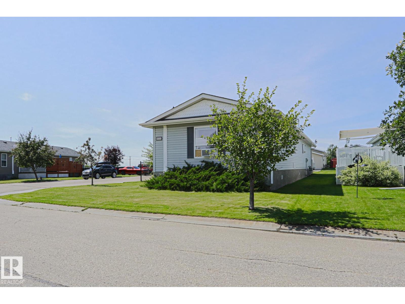 4000 Aspen WY, Leduc