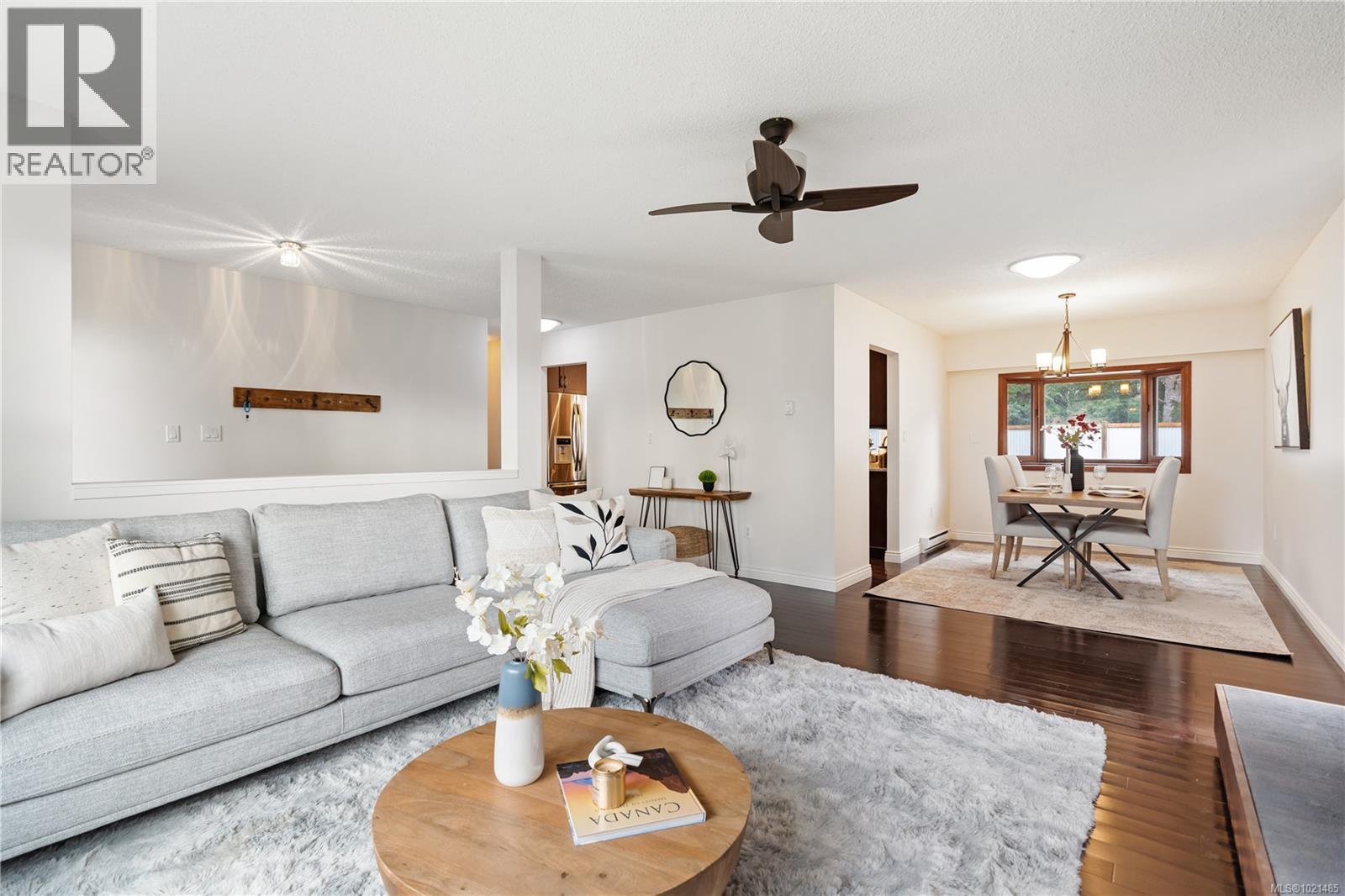 1985 Saunders Rd, Sooke