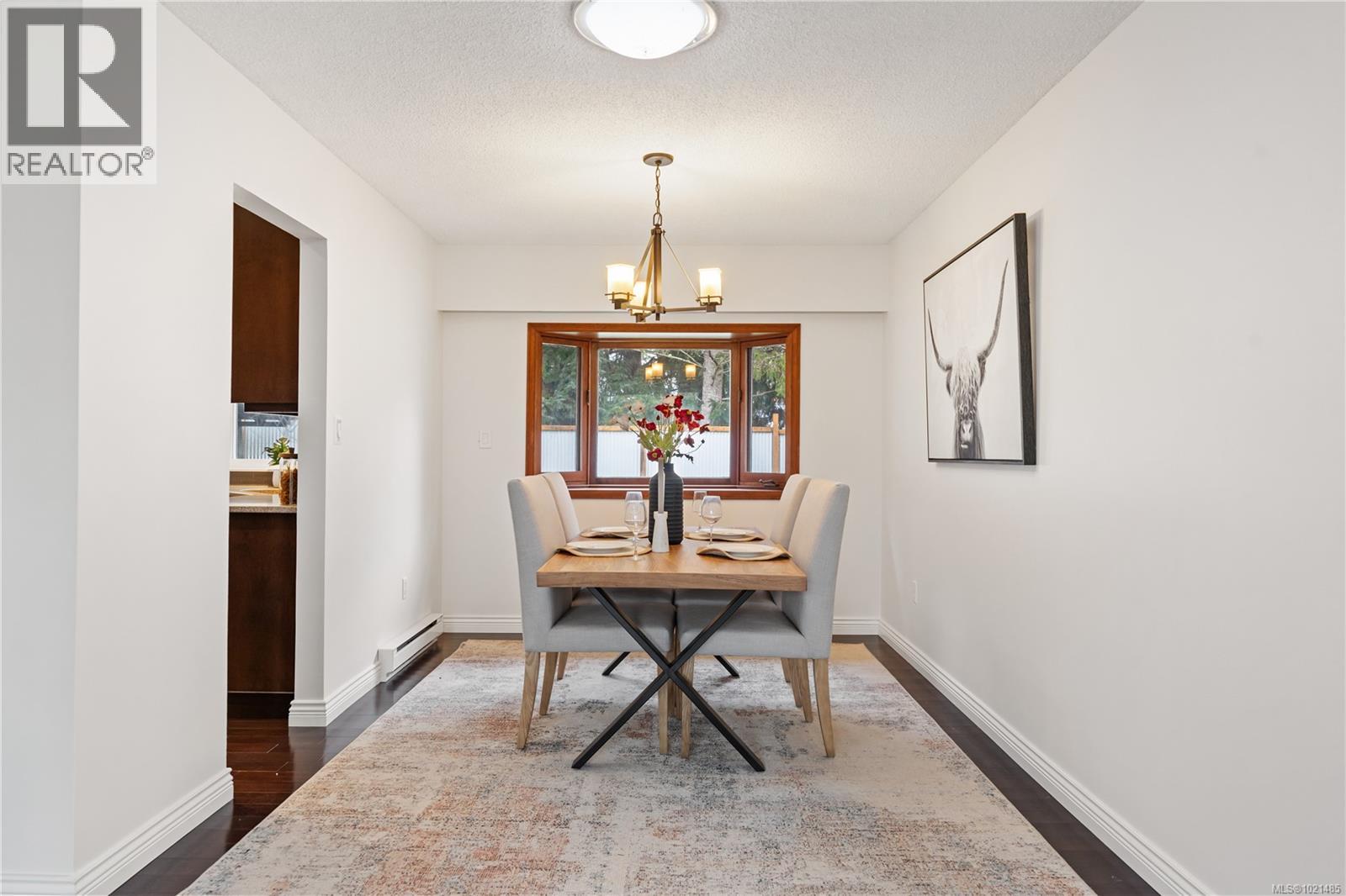 1985 Saunders Rd, Sooke