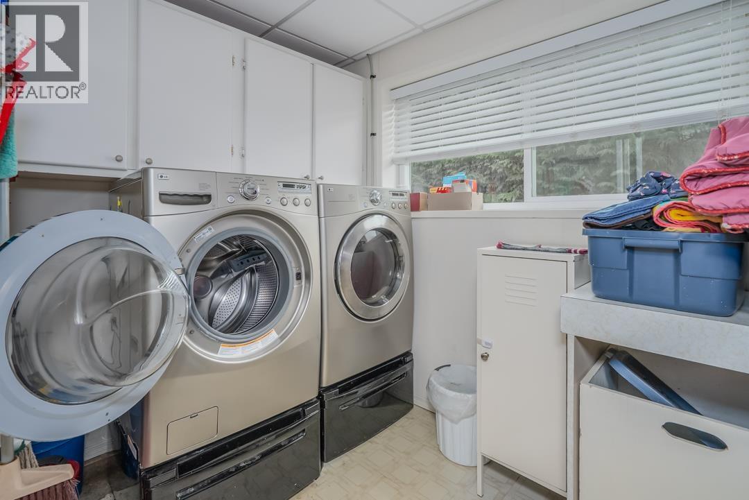 1630 LAYTON DRIVE, North Vancouver