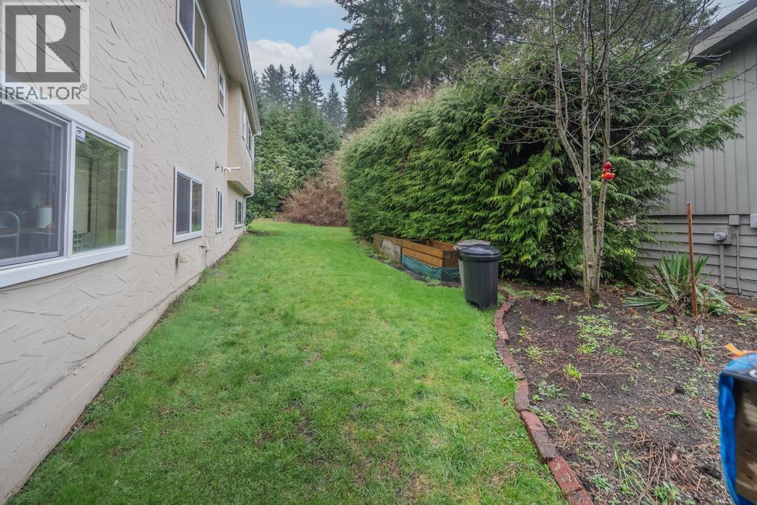 1630 LAYTON DRIVE, North Vancouver