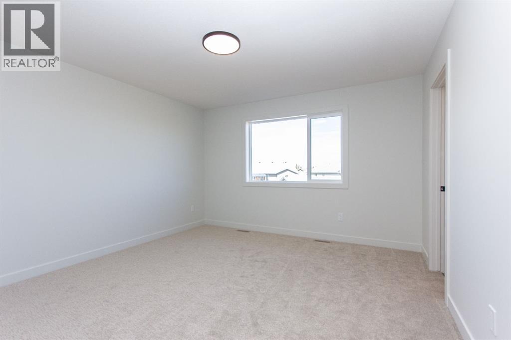 256 Augustus Way, Penhold