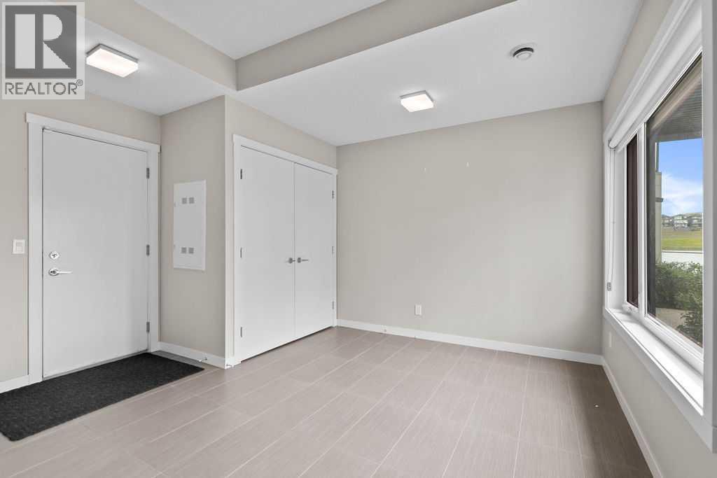 Single Family House for Sale in   Sherwood Square NW Sherwood Calgary 