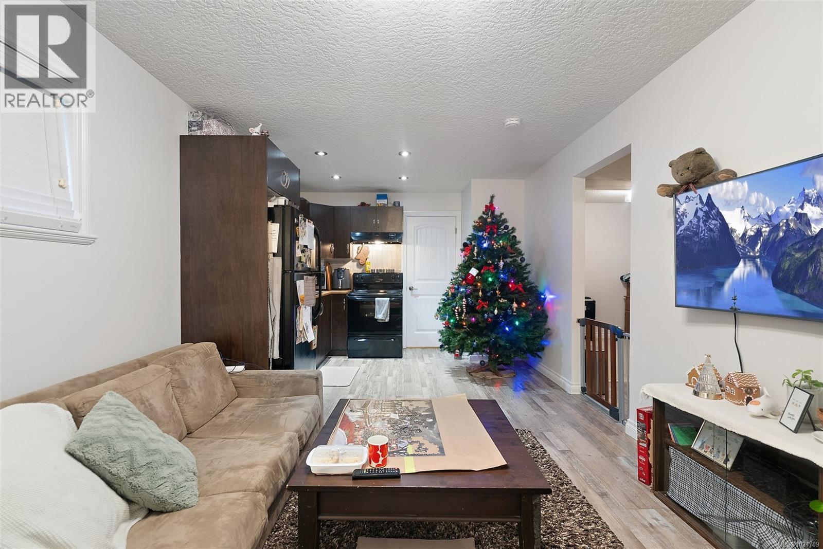 883 Wild Ridge Way, Langford