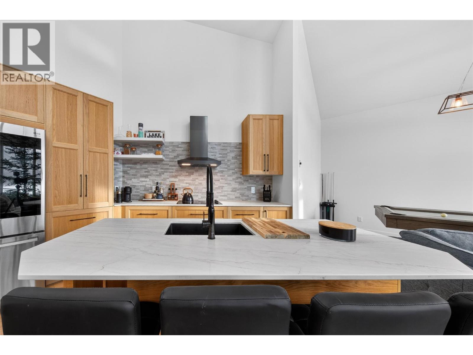 856 ANTLER RIDGE Road, Invermere