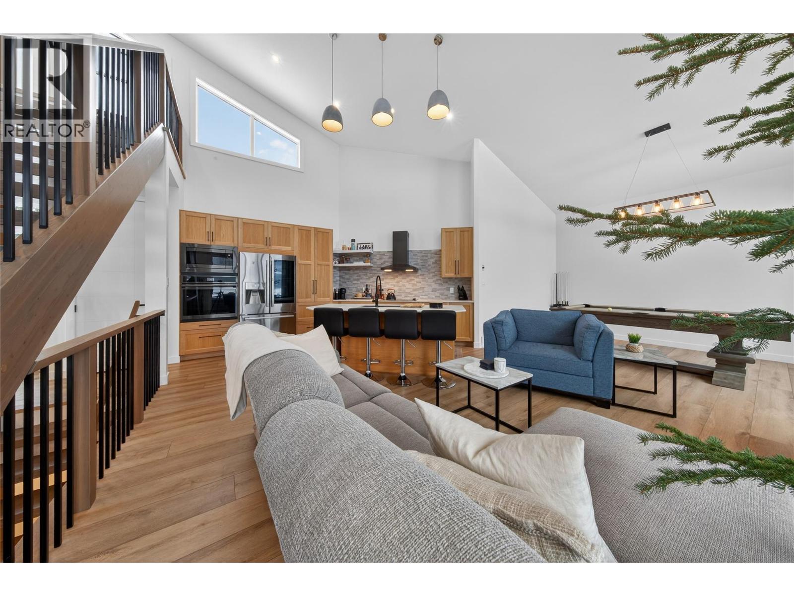 856 ANTLER RIDGE Road, Invermere