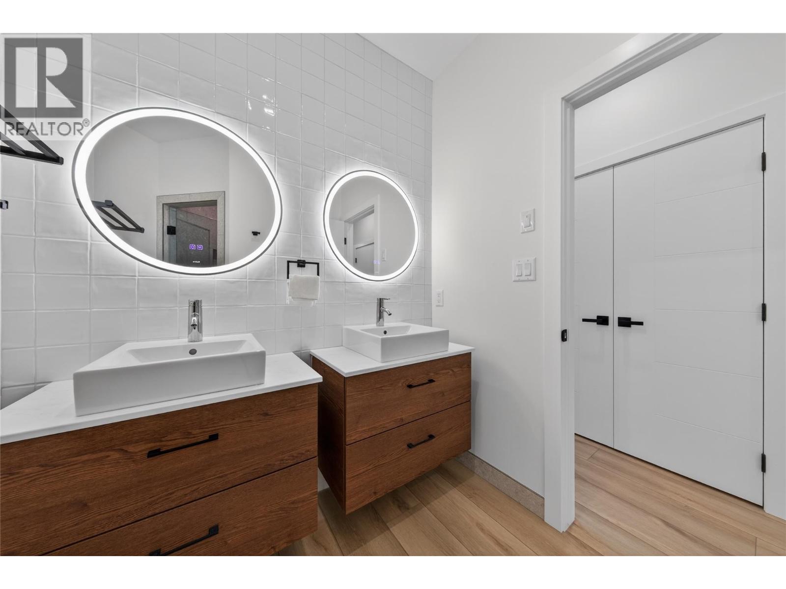 856 ANTLER RIDGE Road, Invermere