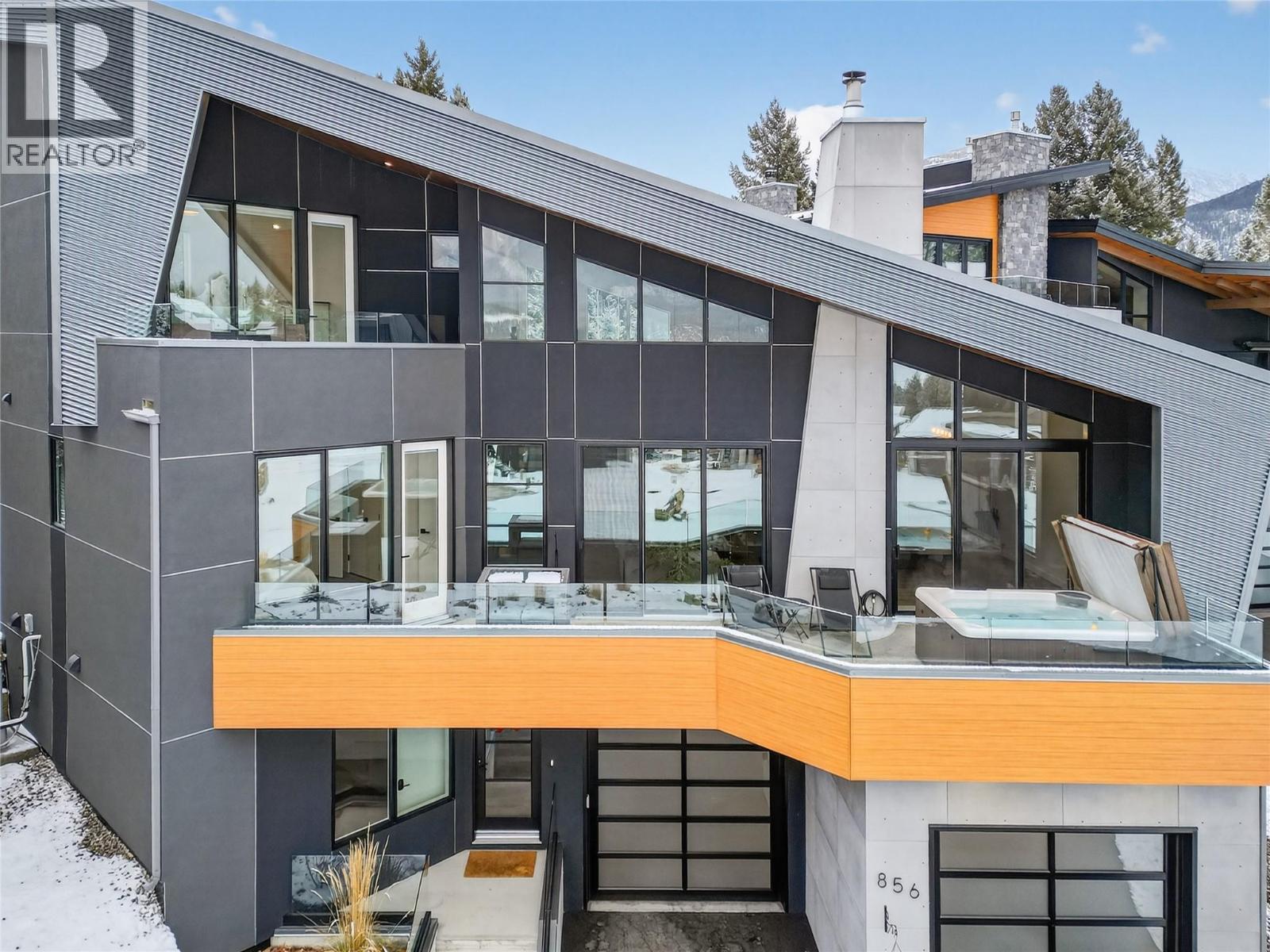 856 ANTLER RIDGE Road, Invermere