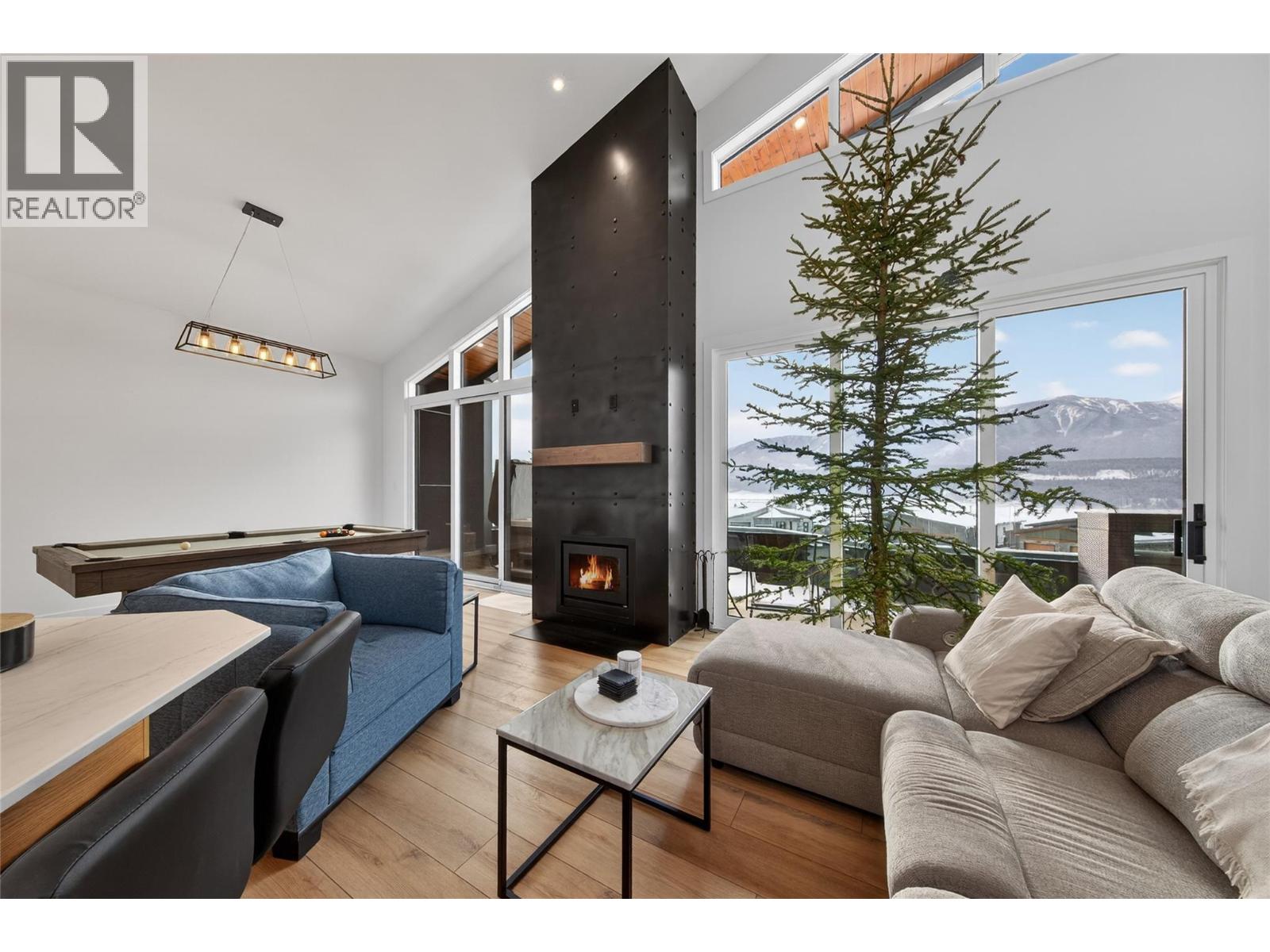 856 ANTLER RIDGE Road, Invermere