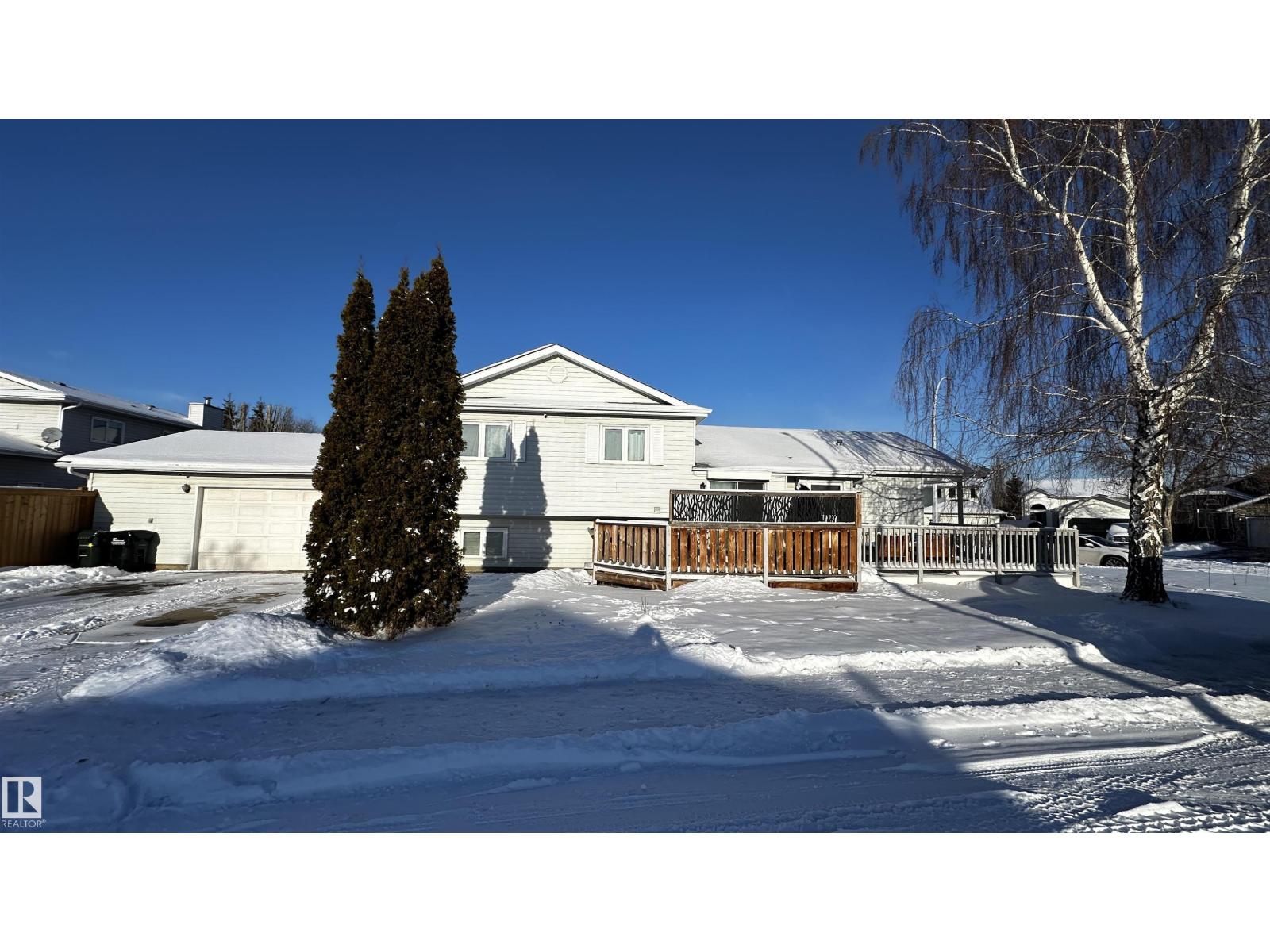 16 CANTERBURY TC, Sherwood Park