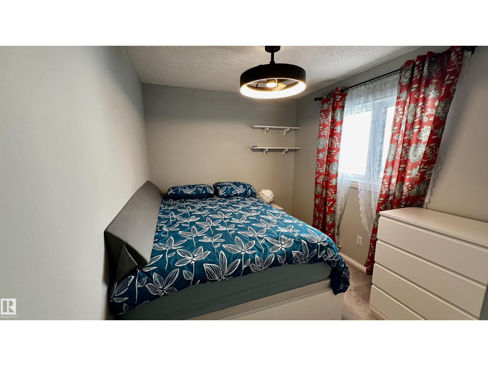 16 CANTERBURY TC, Sherwood Park