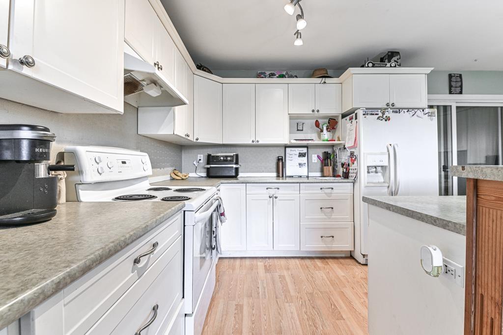 2561 ROSS ROAD, Abbotsford