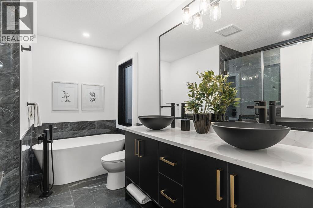 Single Family House Bungalow for Sale in   Street SW Glamorgan Calgary 