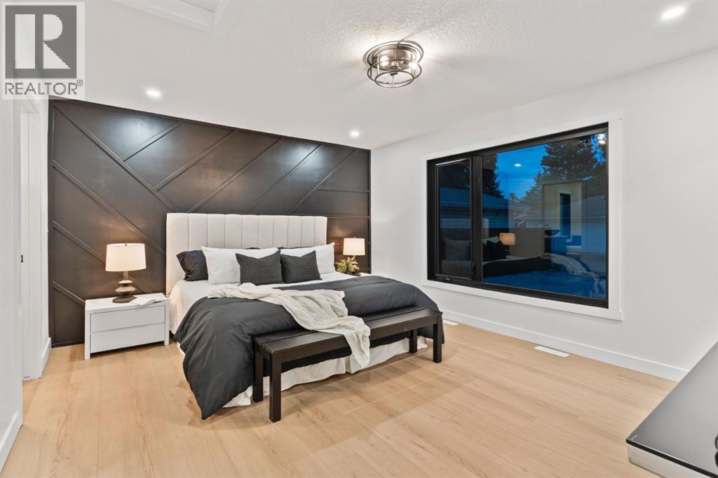 Single Family House Bungalow for Sale in   Street SW Glamorgan Calgary 