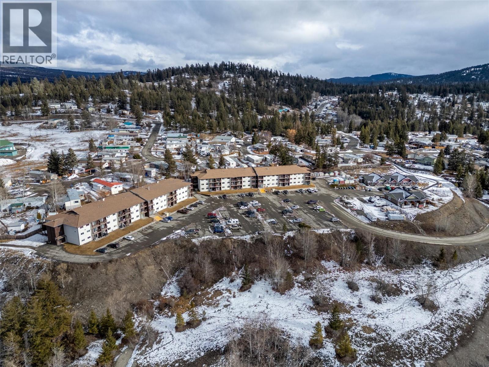 279 Alder Drive Unit# 308, Logan Lake