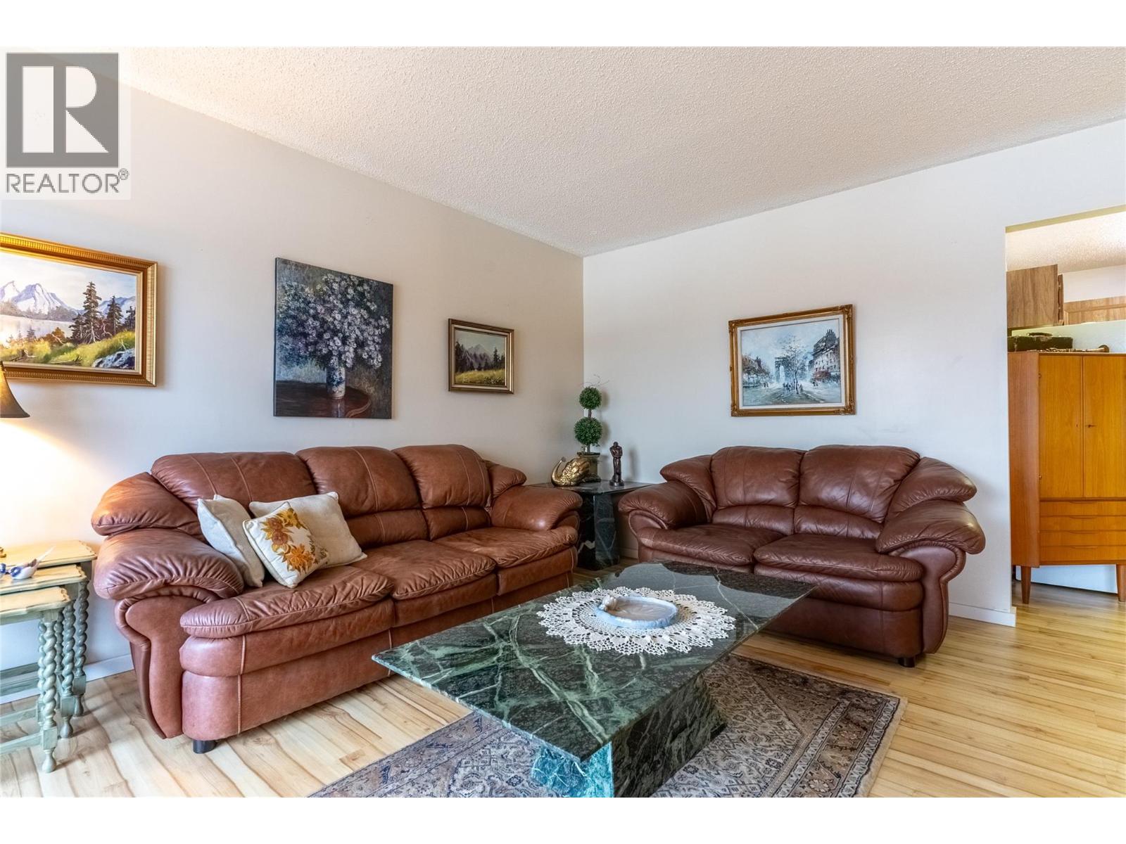 279 Alder Drive Unit# 308, Logan Lake