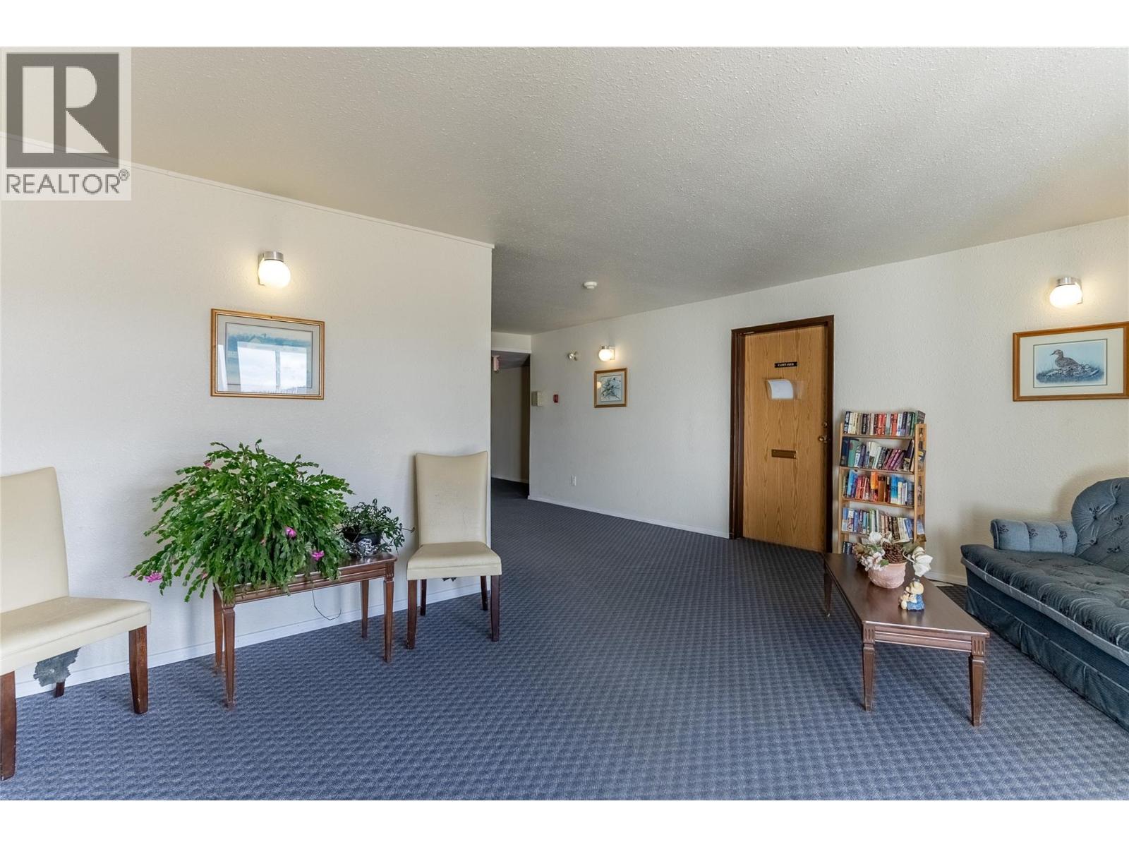 279 Alder Drive Unit# 308, Logan Lake