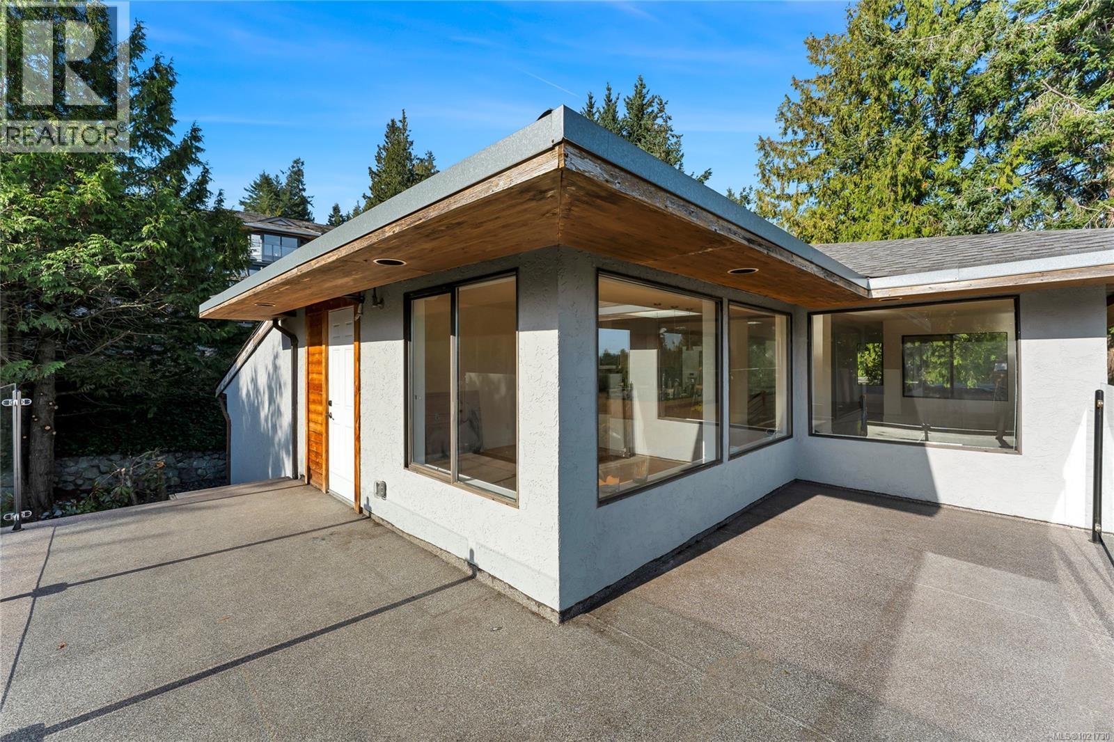  5198 Beckton Road, Saanich