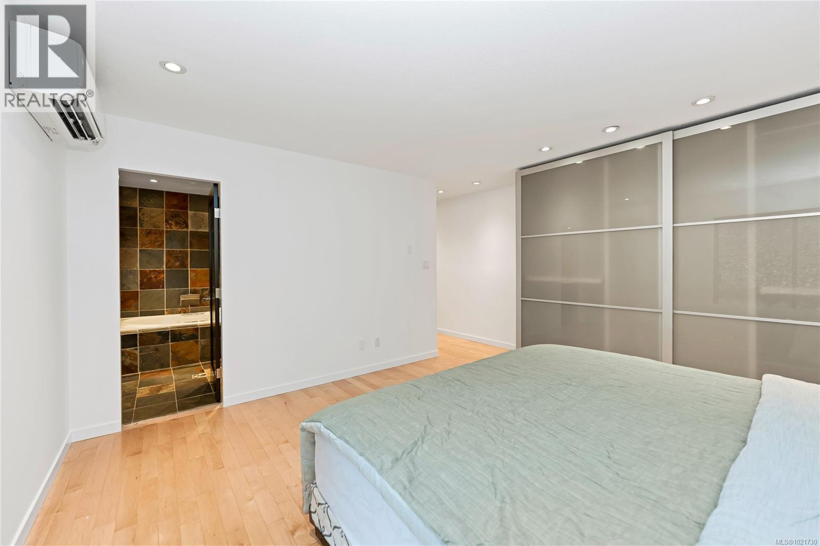  5198 Beckton Road, Saanich