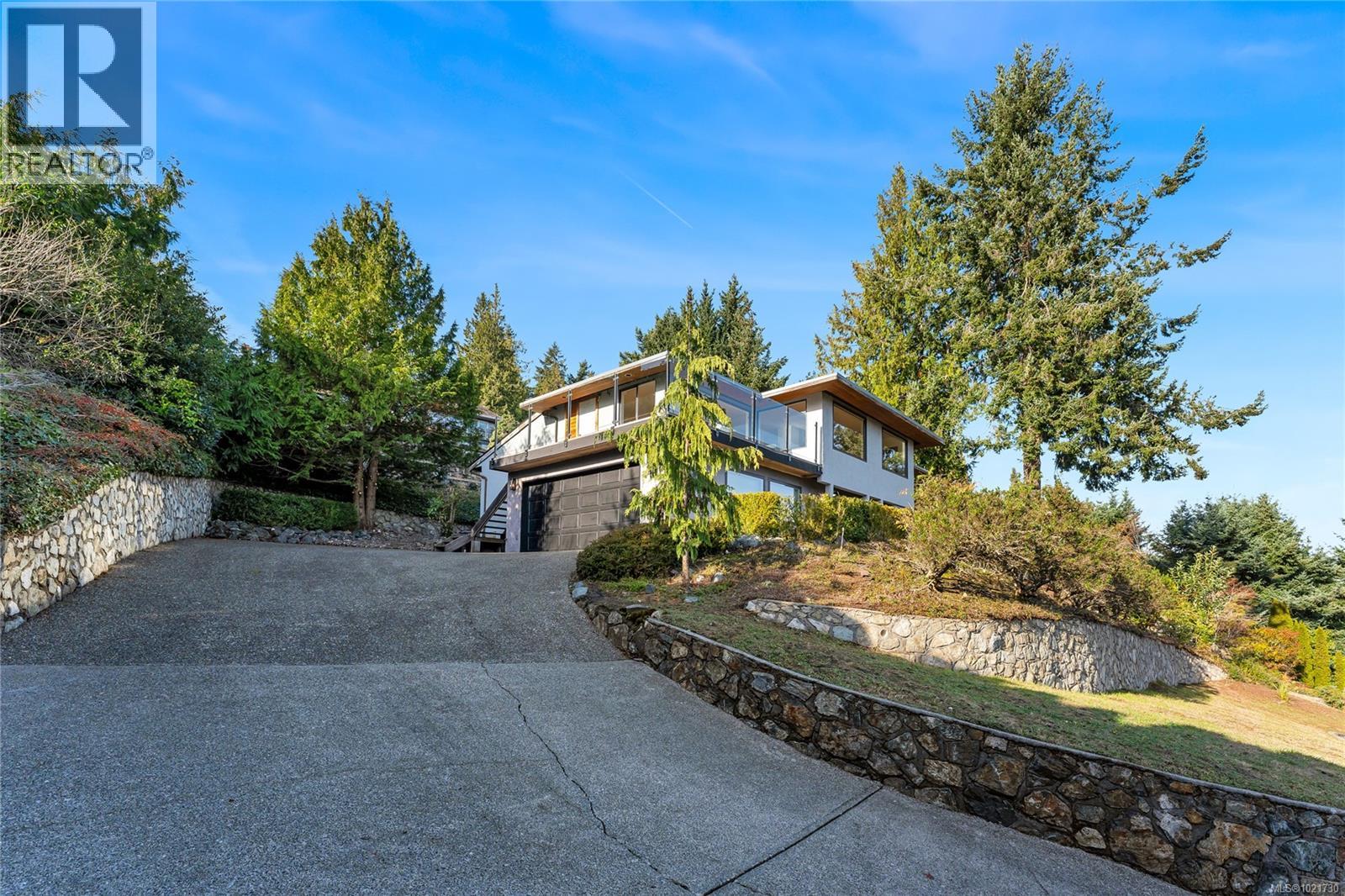  5198 Beckton Road, Saanich