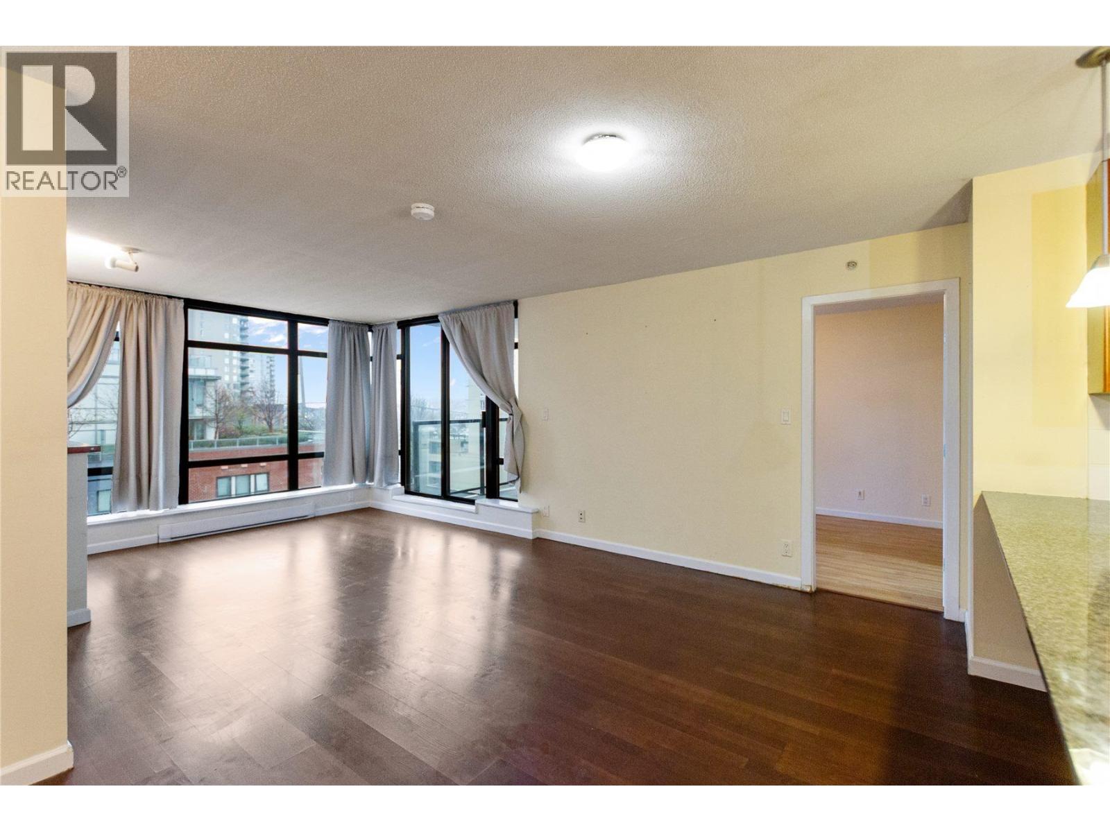 506 610 VICTORIA STREET, New Westminster