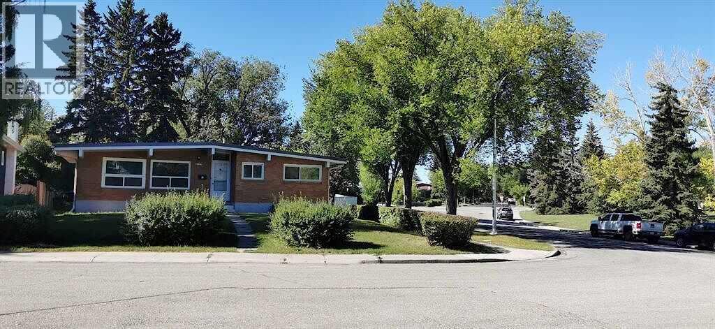 3727 Valdes Place NW, Calgary, Alberta