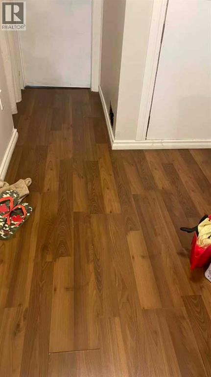 Single Family House Bungalow for Sale in  Valdes Place NW Varsity Calgary 