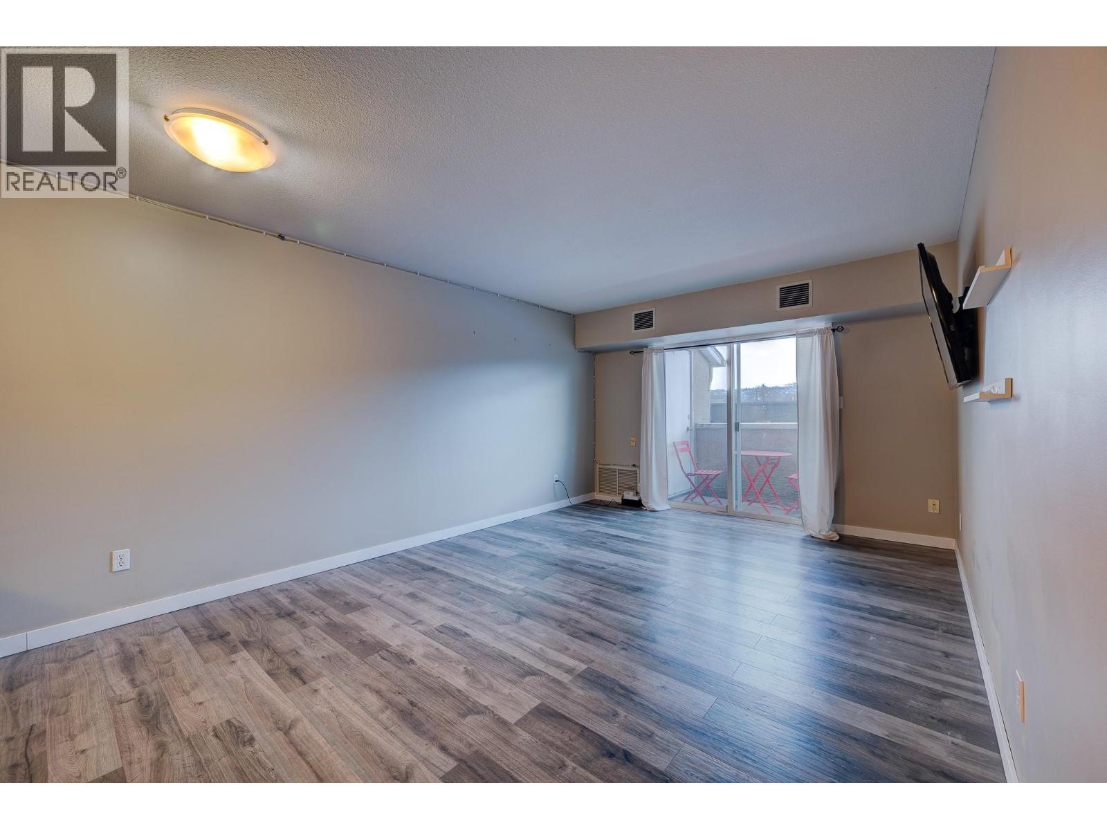 1295 12th Street Unit# 206, Kamloops