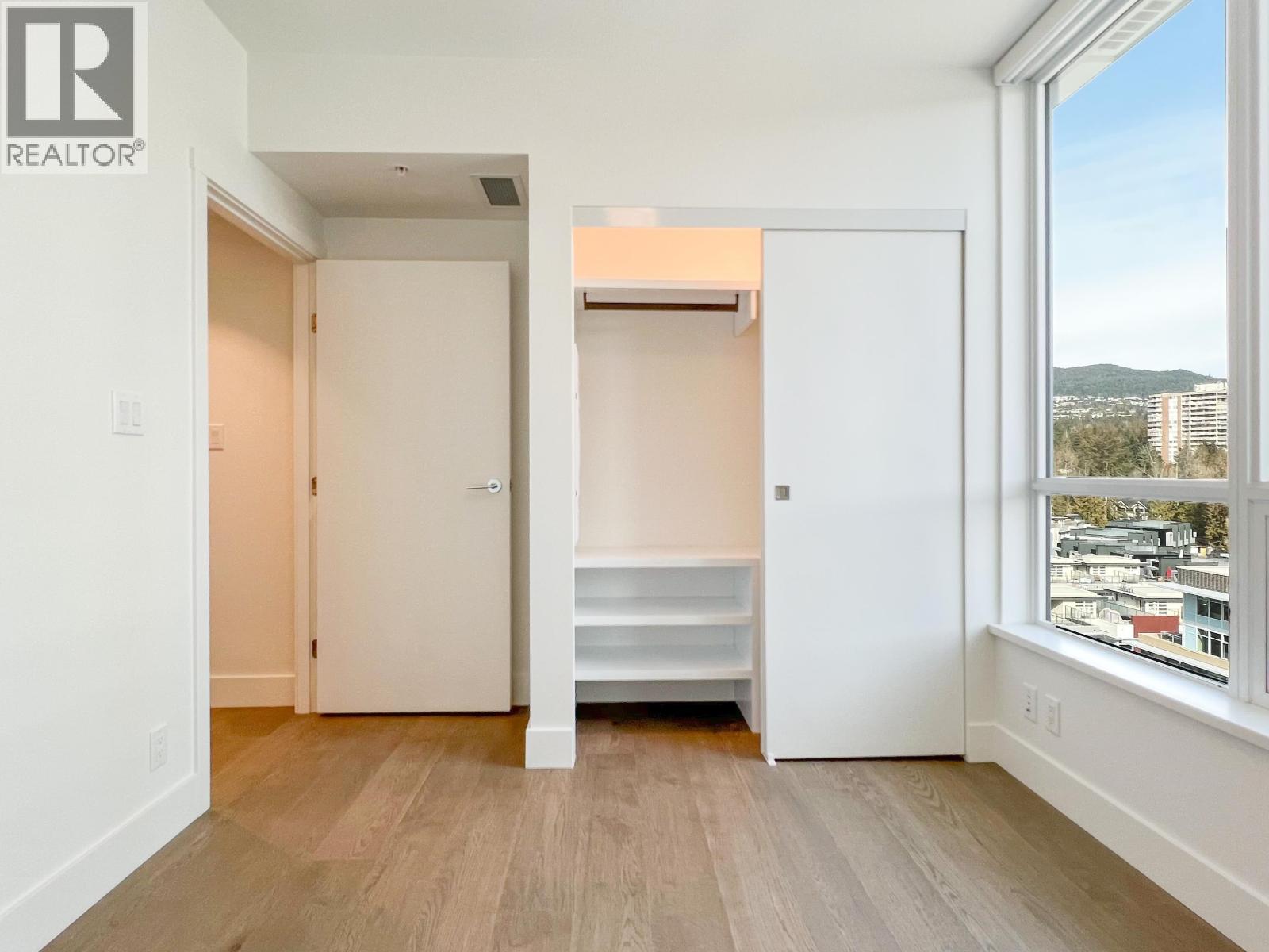 807 1675 LIONS GATE LANE, North Vancouver