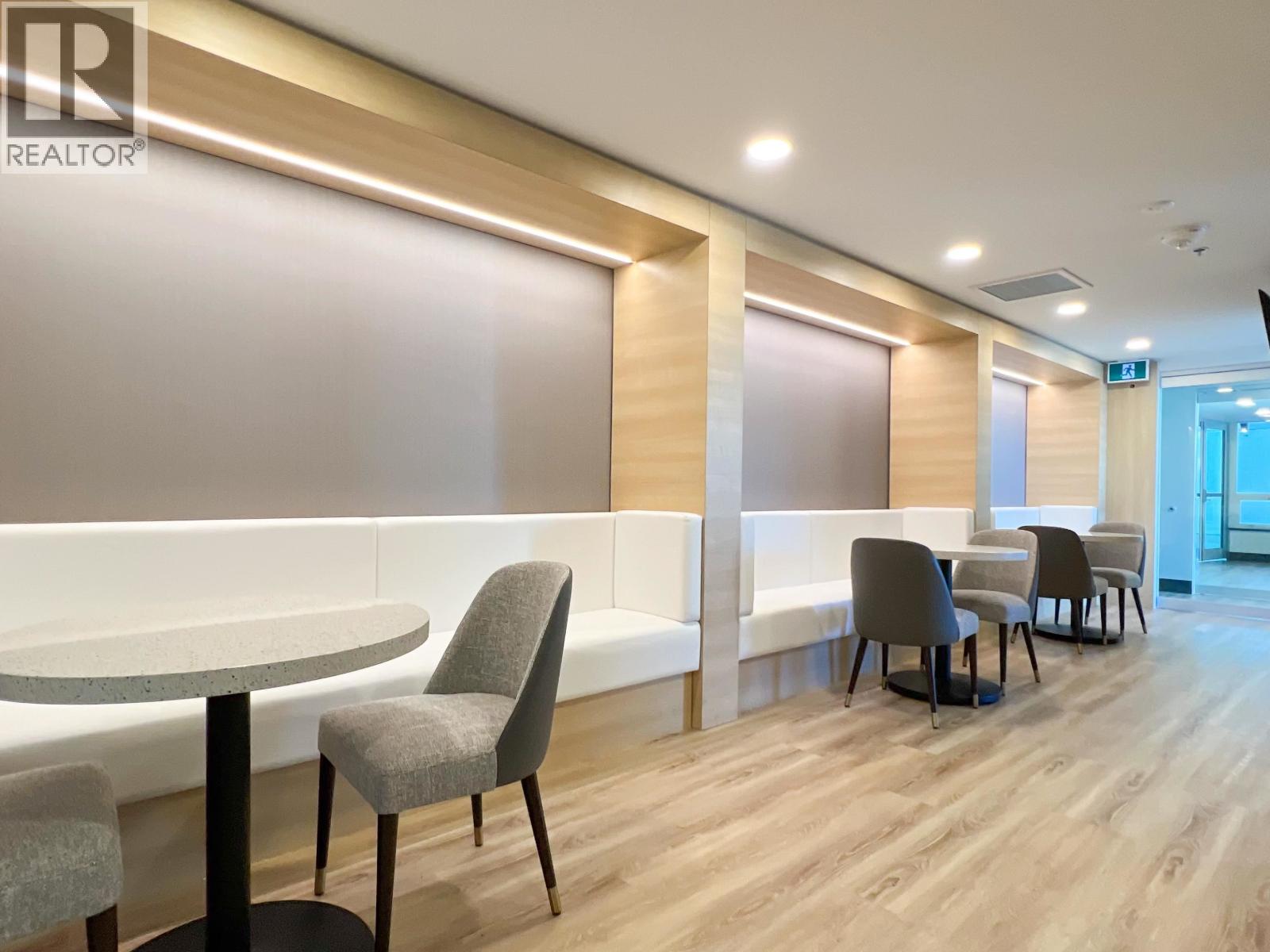 807 1675 LIONS GATE LANE, North Vancouver